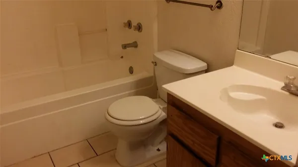 $830 | 1102 Circle M Drive, Unit B, Killeen, TX 76549