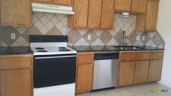 $830 | 1102 Circle M Drive, Unit B, Killeen, TX 76549