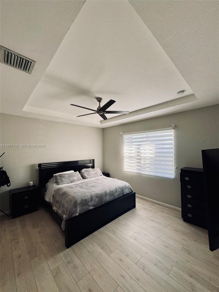 11866 Southwest 253rd Terrace Homestead, FL 33032 - Photo 5 of 10