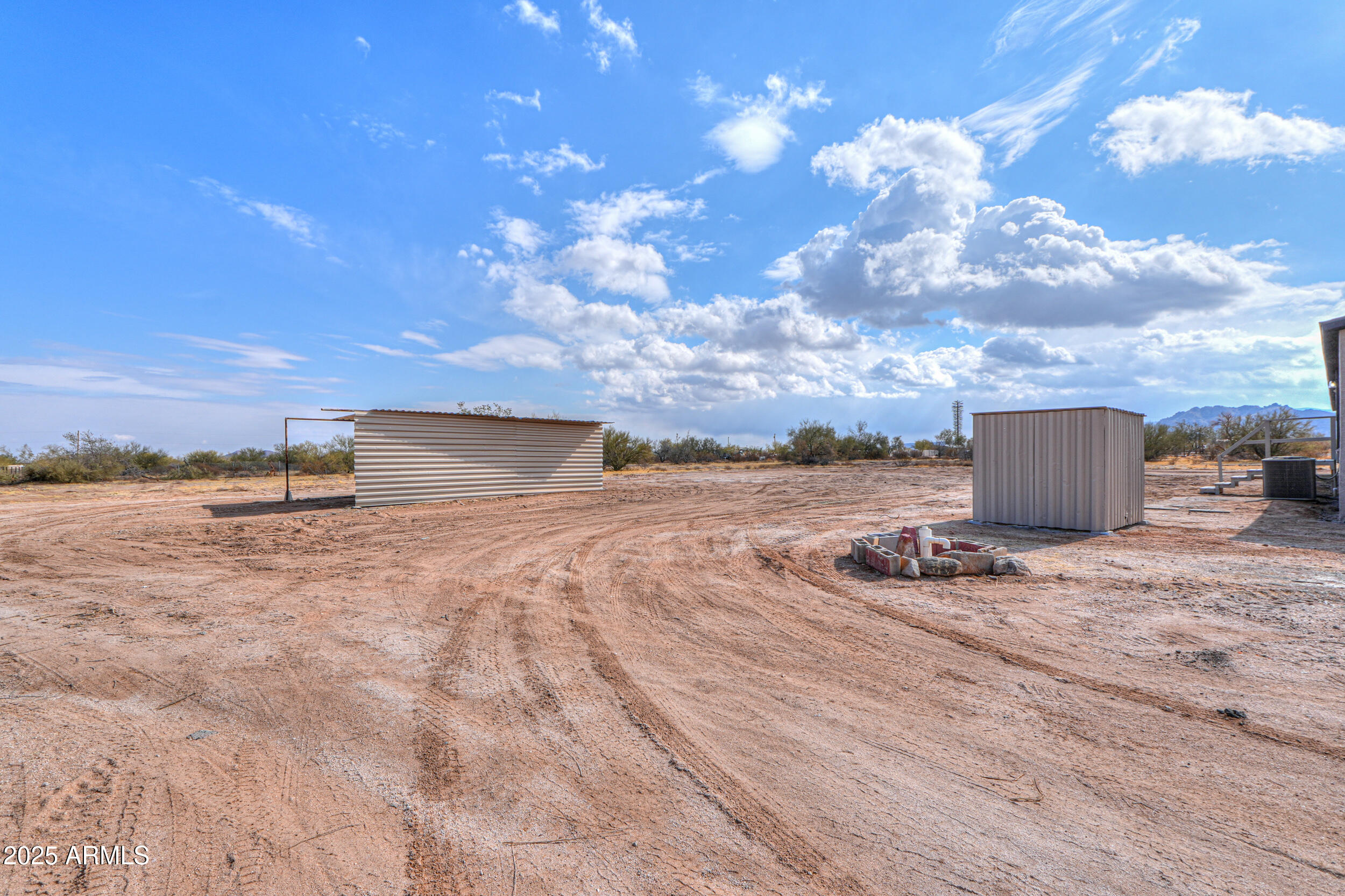 645 South Warren Road Maricopa, AZ 85139 - Photo 50 of 54 25