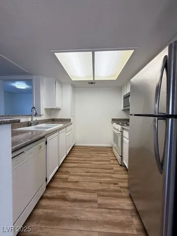 $1,450 | 8070 West Russell Road, Unit 1019, Las Vegas, NV 89113