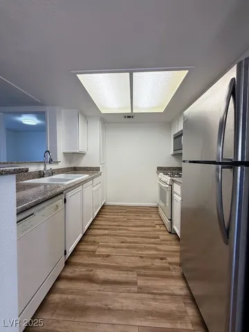 $1,400 | 8070 West Russell Road, Unit 1019, Las Vegas, NV 89113