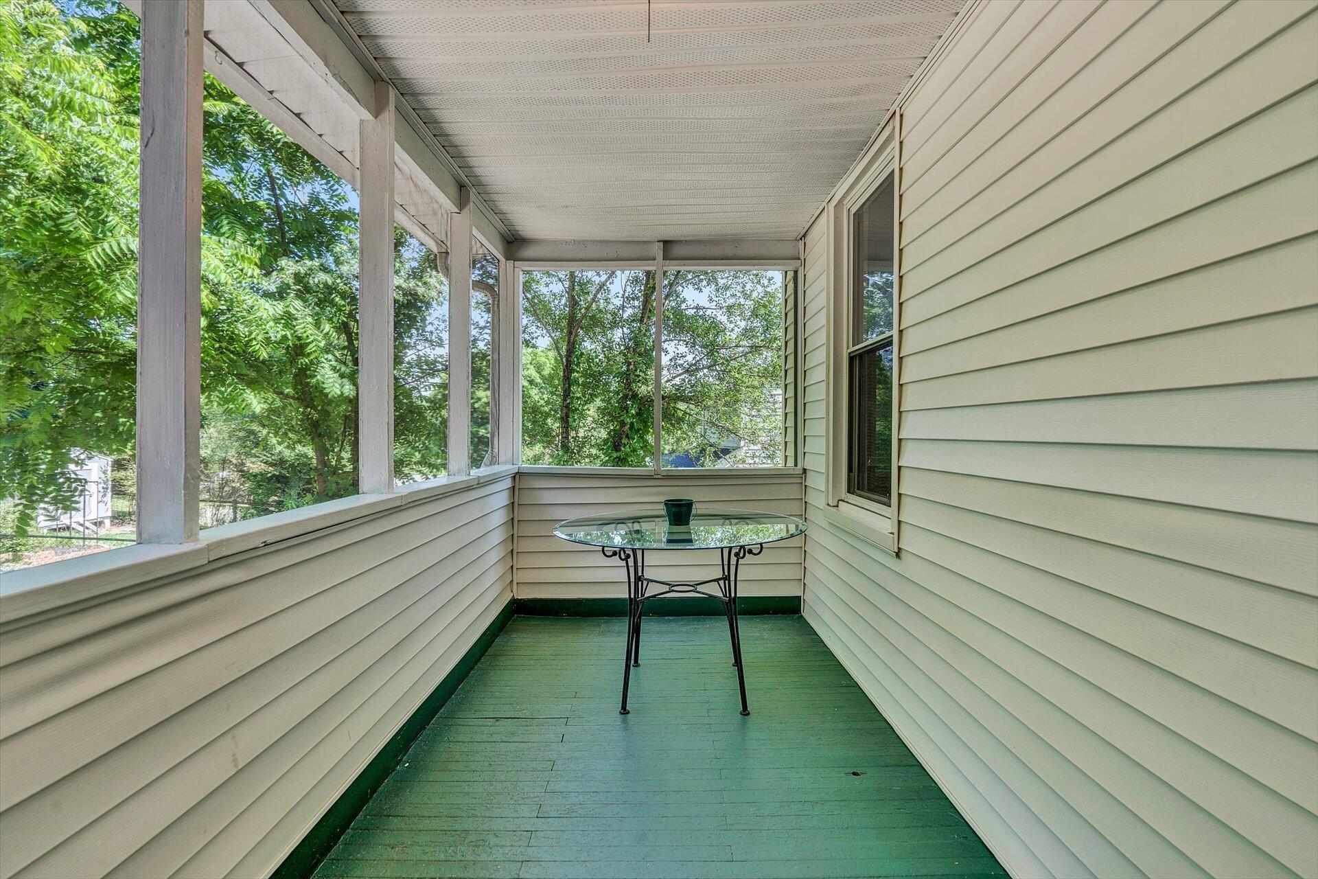 2516 Spring Road Southwest Roanoke, VA 24015 - Photo 24 of 30 26-060120230151