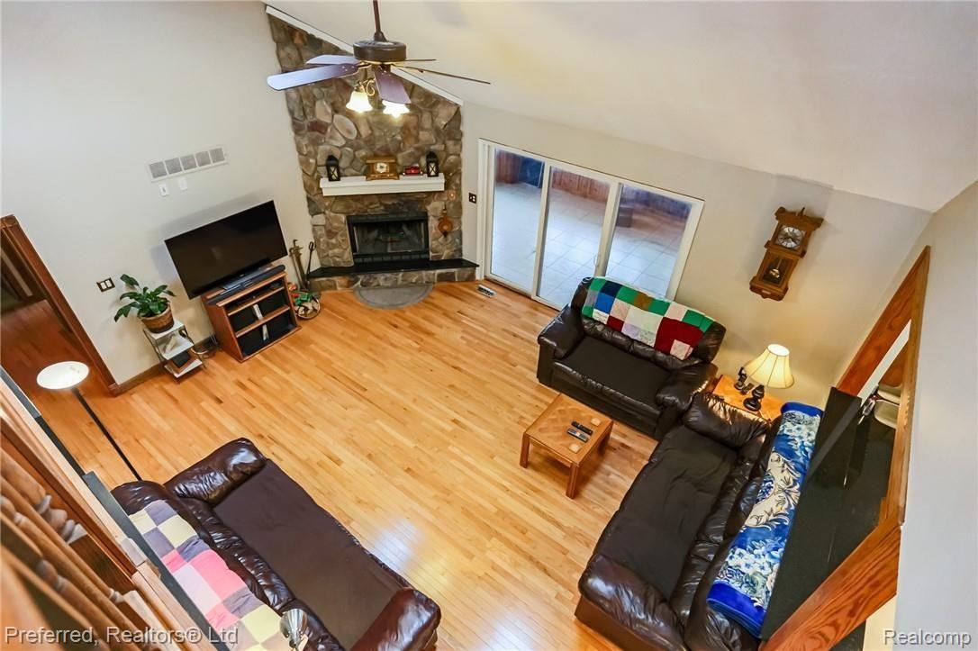 23950 Clark Road Belleville, MI 48111 - Photo 12 of 60 11IMG_5386.jpg