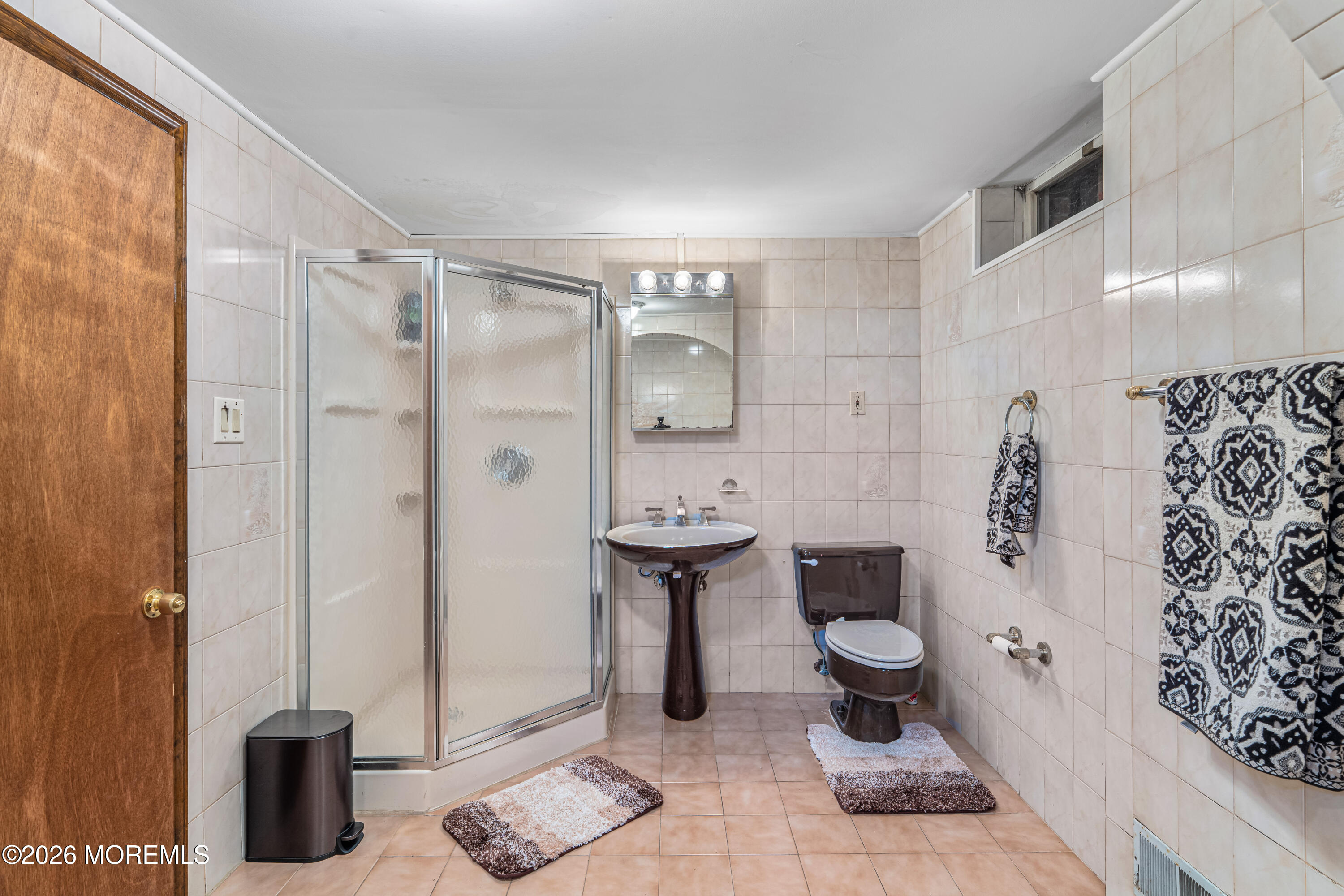 34 Brookside Avenue Old Bridge, NJ 08857 - Photo 33 of 71 34 Brookside Ave Old Bridge - Interiors-