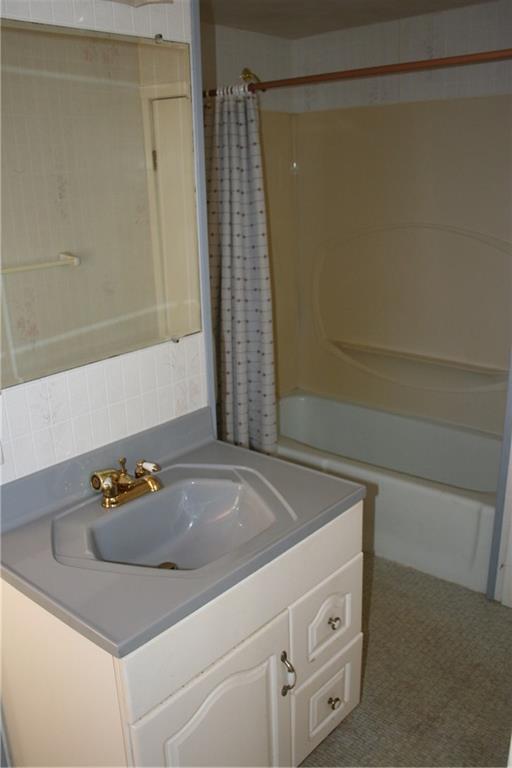 642 Old County Road Rockland, ME 04841 - Photo 18 of 21 Full bath