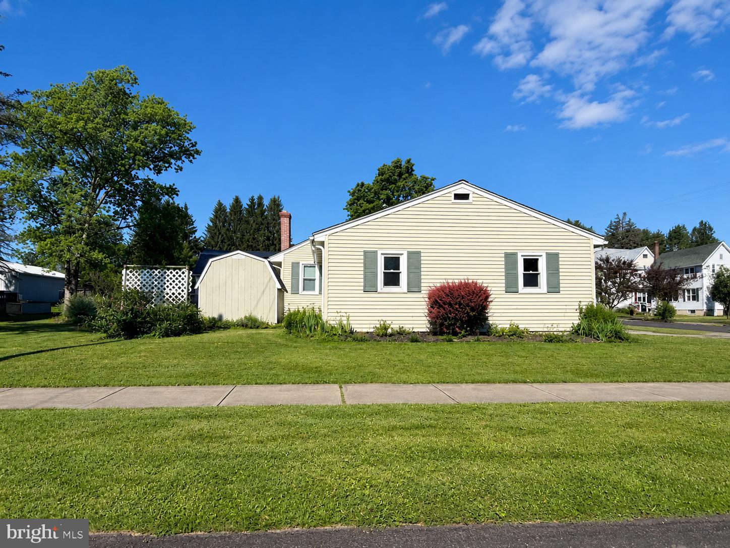 324 Kearney Street Kane, PA 16735 - Photo 4 of 19