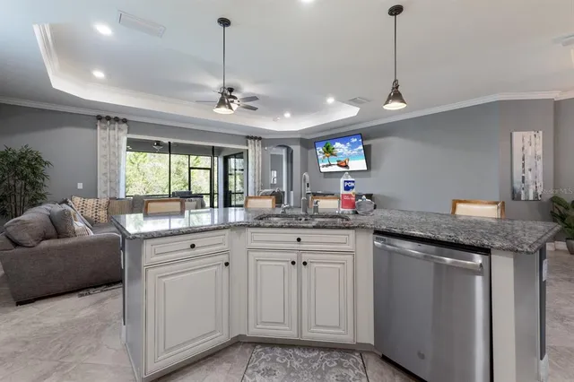 $6,000 | 6113 Cessna Run, Bradenton, FL 34211