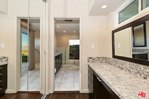 $2,049,500 | 15451 Longbow Drive, Sherman Oaks, CA 91403