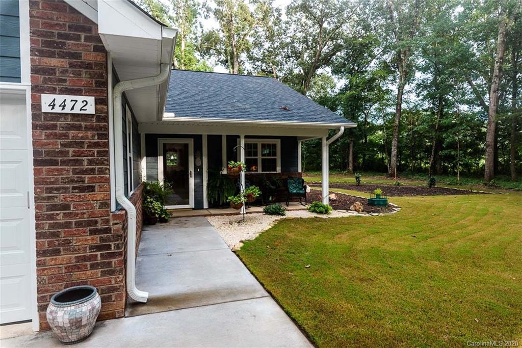 4472 R R L Lane Midland, NC 28107 - Photo 8 of 45 Gallery Image 8