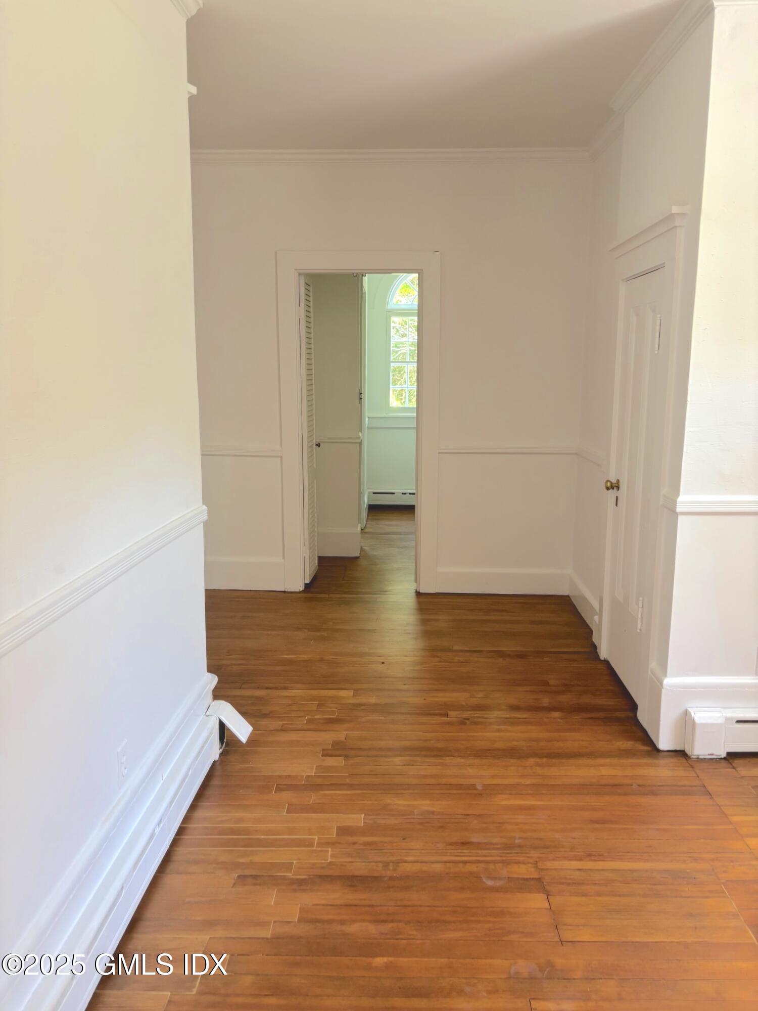 301 Riversville Road Greenwich, CT 06831 - Photo 20 of 25 301 Riversville Road Hallway Fixed