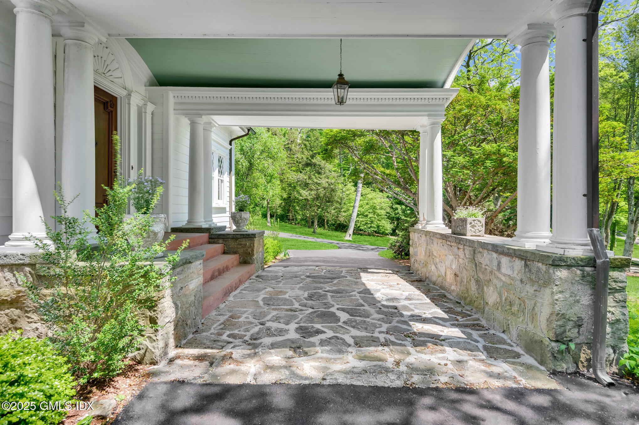 301 Riversville Road Greenwich, CT 06831 - Photo 7 of 25 Z6A_6029