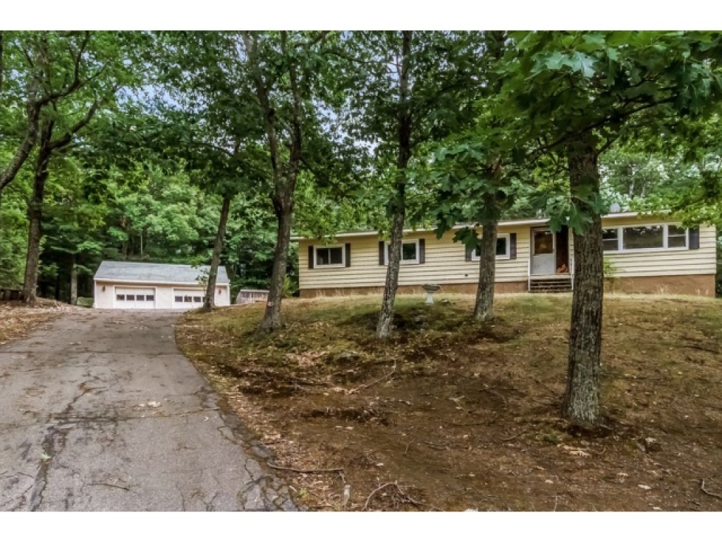 131 Griffin Road Deerfield, NH 03037 - Photo 2 of 20