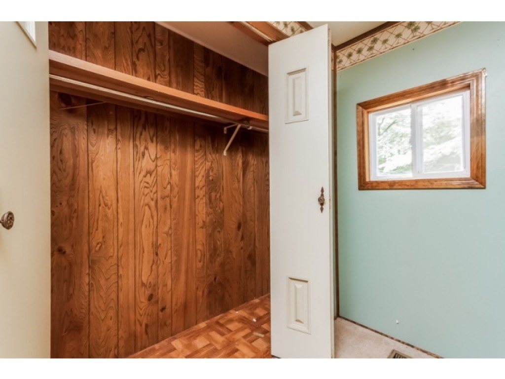 131 Griffin Road Deerfield, NH 03037 - Photo 17 of 20
