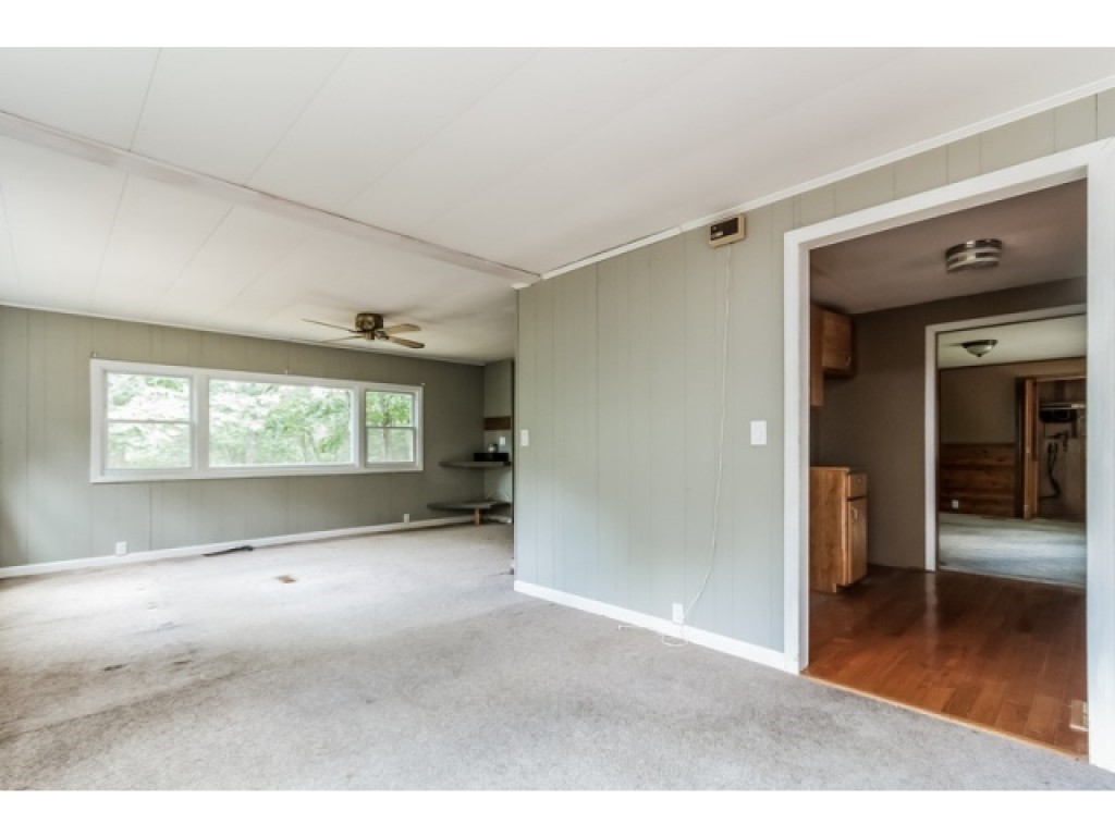 131 Griffin Road Deerfield, NH 03037 - Photo 5 of 20