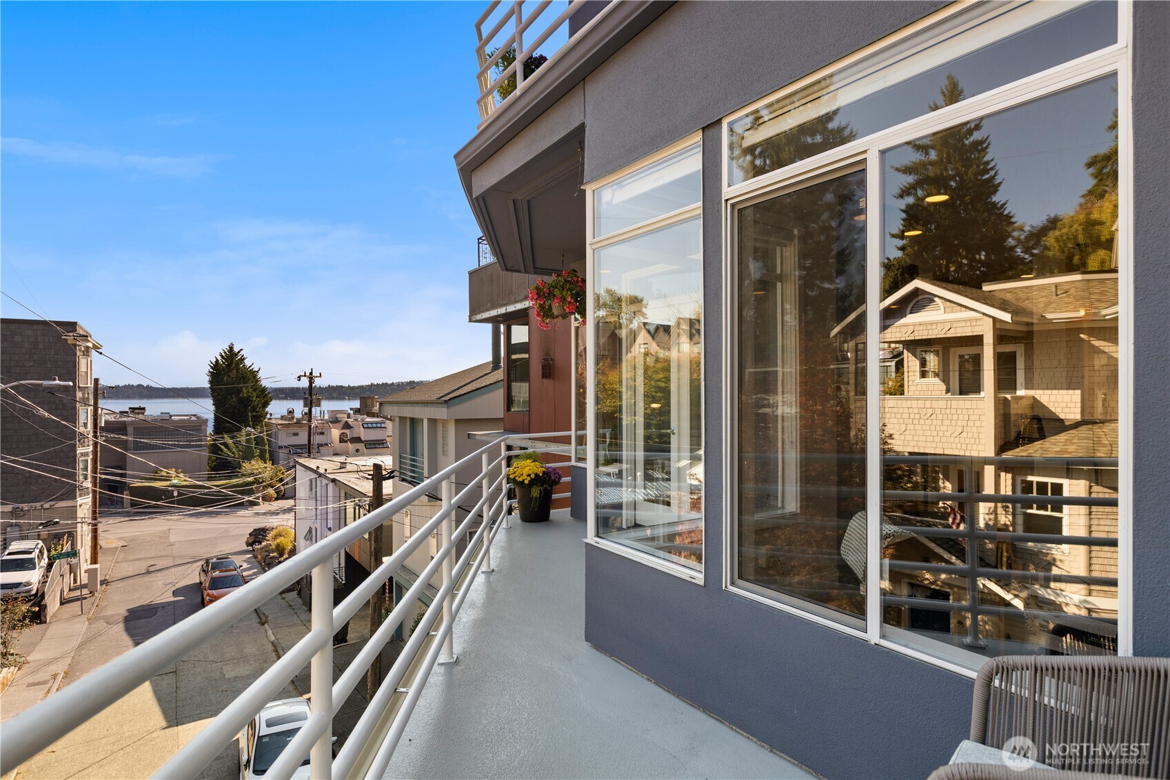 3513 South Leschi Place Seattle, WA 98144 - Photo 16 of 40