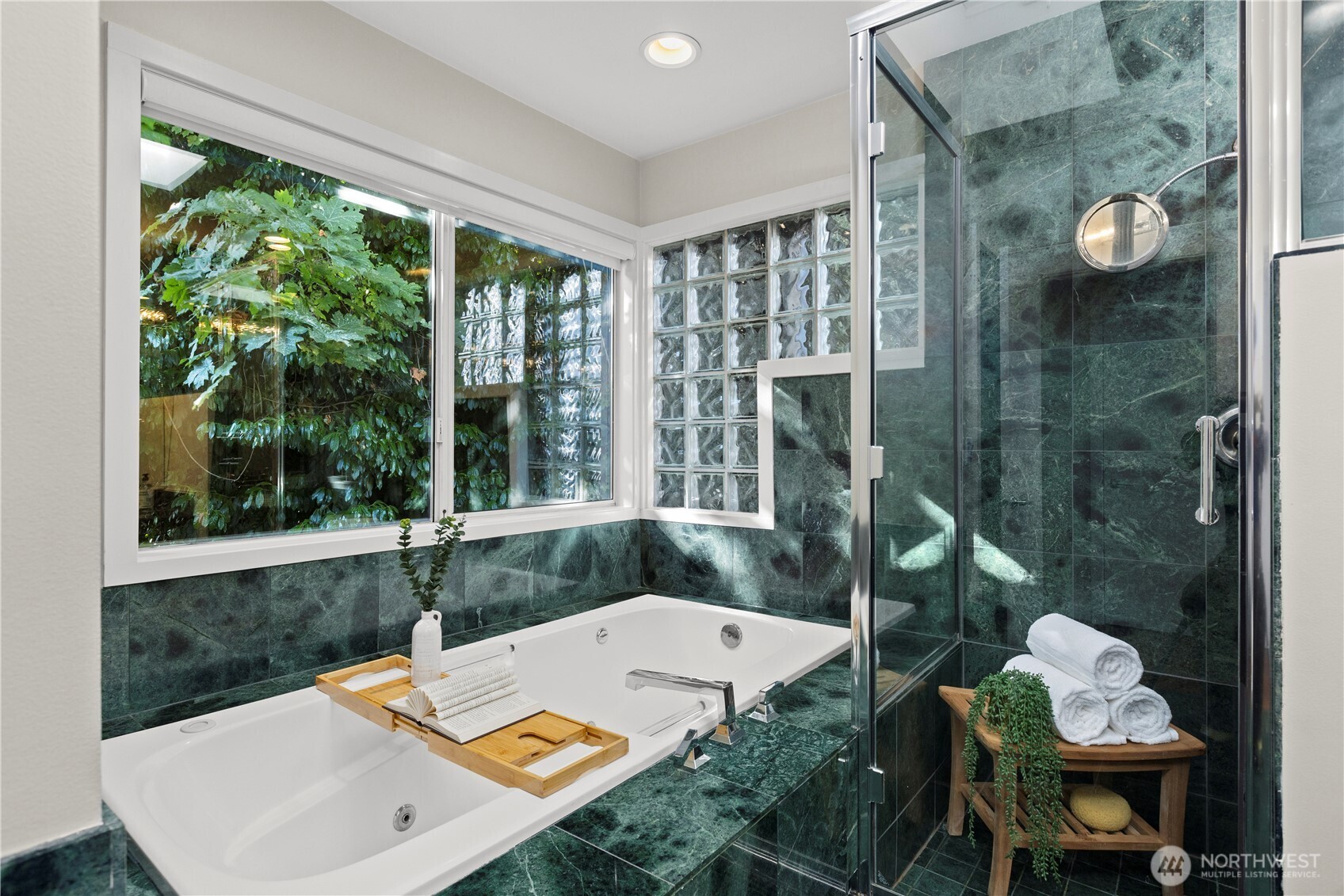 3513 South Leschi Place Seattle, WA 98144 - Photo 29 of 40