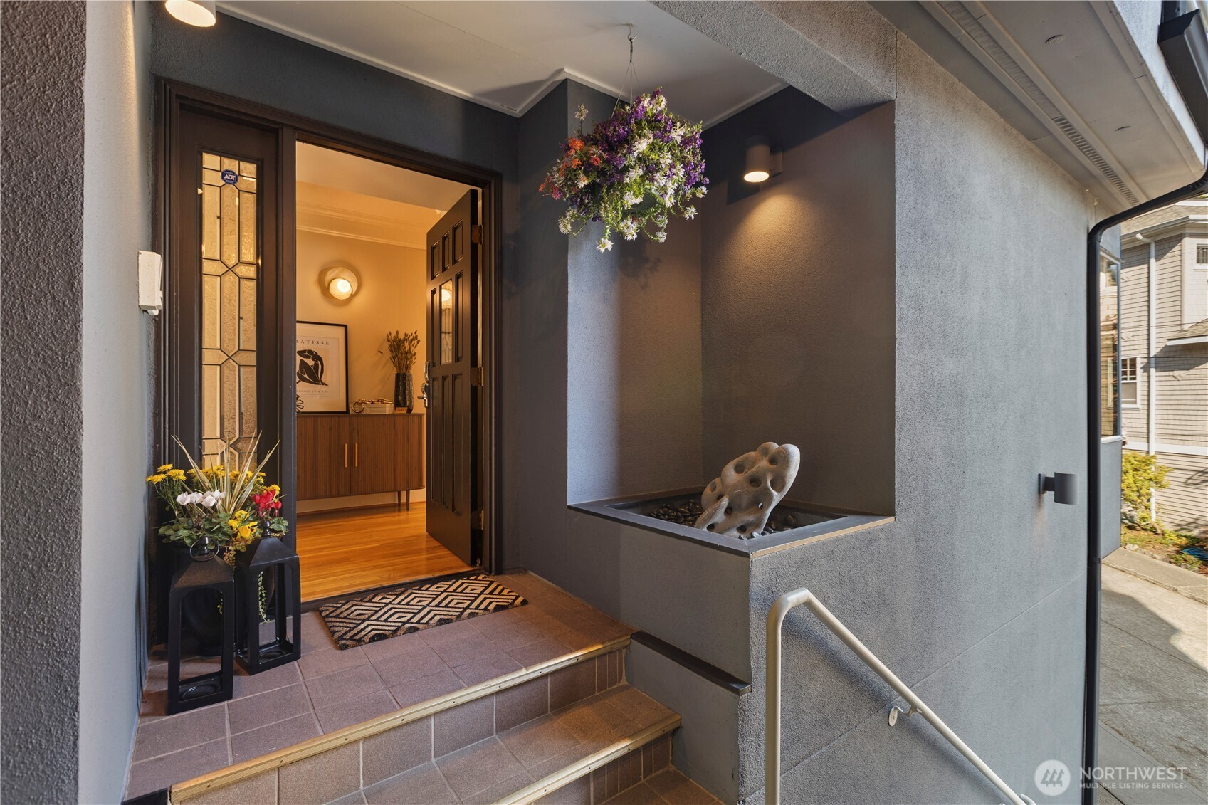 3513 South Leschi Place Seattle, WA 98144 - Photo 6 of 40