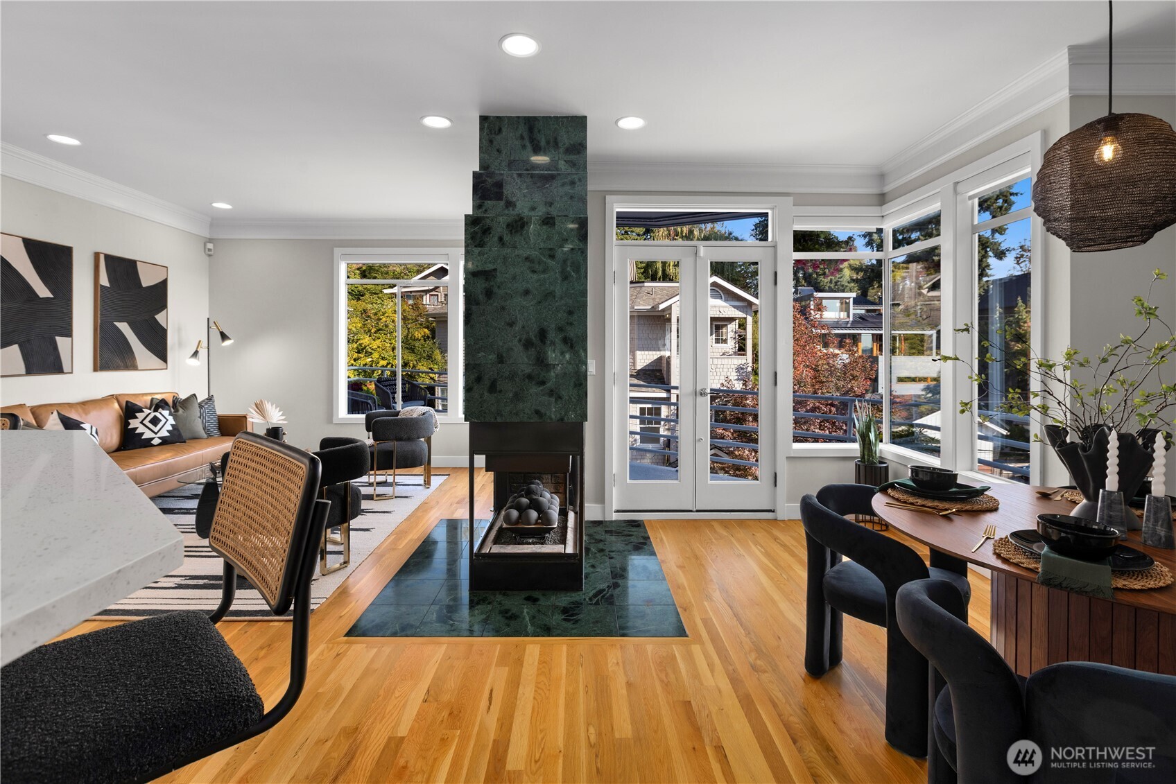 3513 South Leschi Place Seattle, WA 98144 - Photo 8 of 40