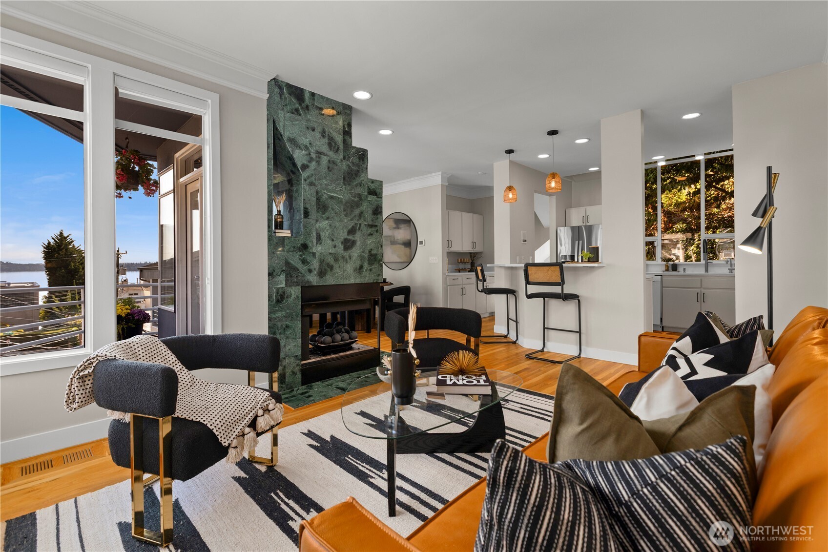 3513 South Leschi Place Seattle, WA 98144 - Photo 10 of 40