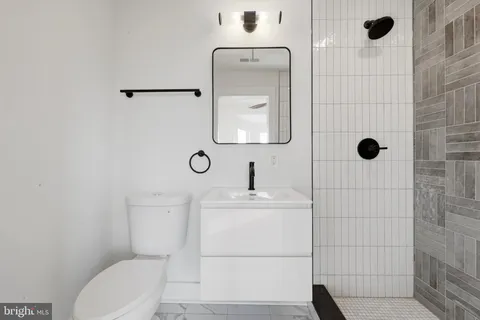 $289,900 | 5455 Thomas Avenue, Philadelphia, PA 19143