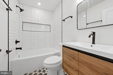 $289,900 | 5455 Thomas Avenue, Philadelphia, PA 19143