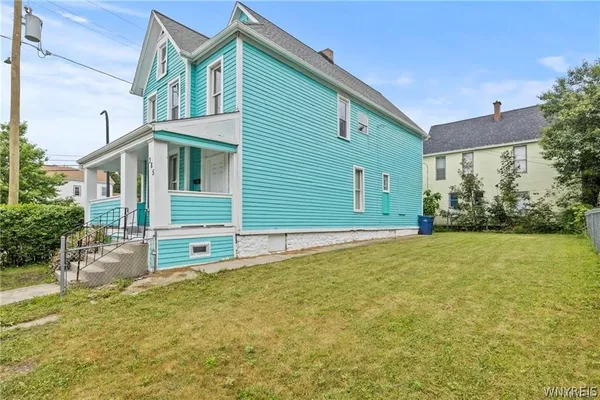 $1,350 | 385 7th Street, Buffalo, NY 14201