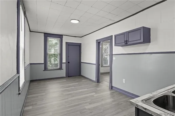 $1,350 | 385 7th Street, Buffalo, NY 14201