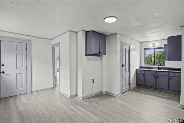 $1,350 | 385 7th Street, Buffalo, NY 14201