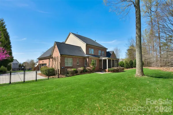 $1,275,000 | 9911 Clarkes View Place Northwest, Concord, NC 28027