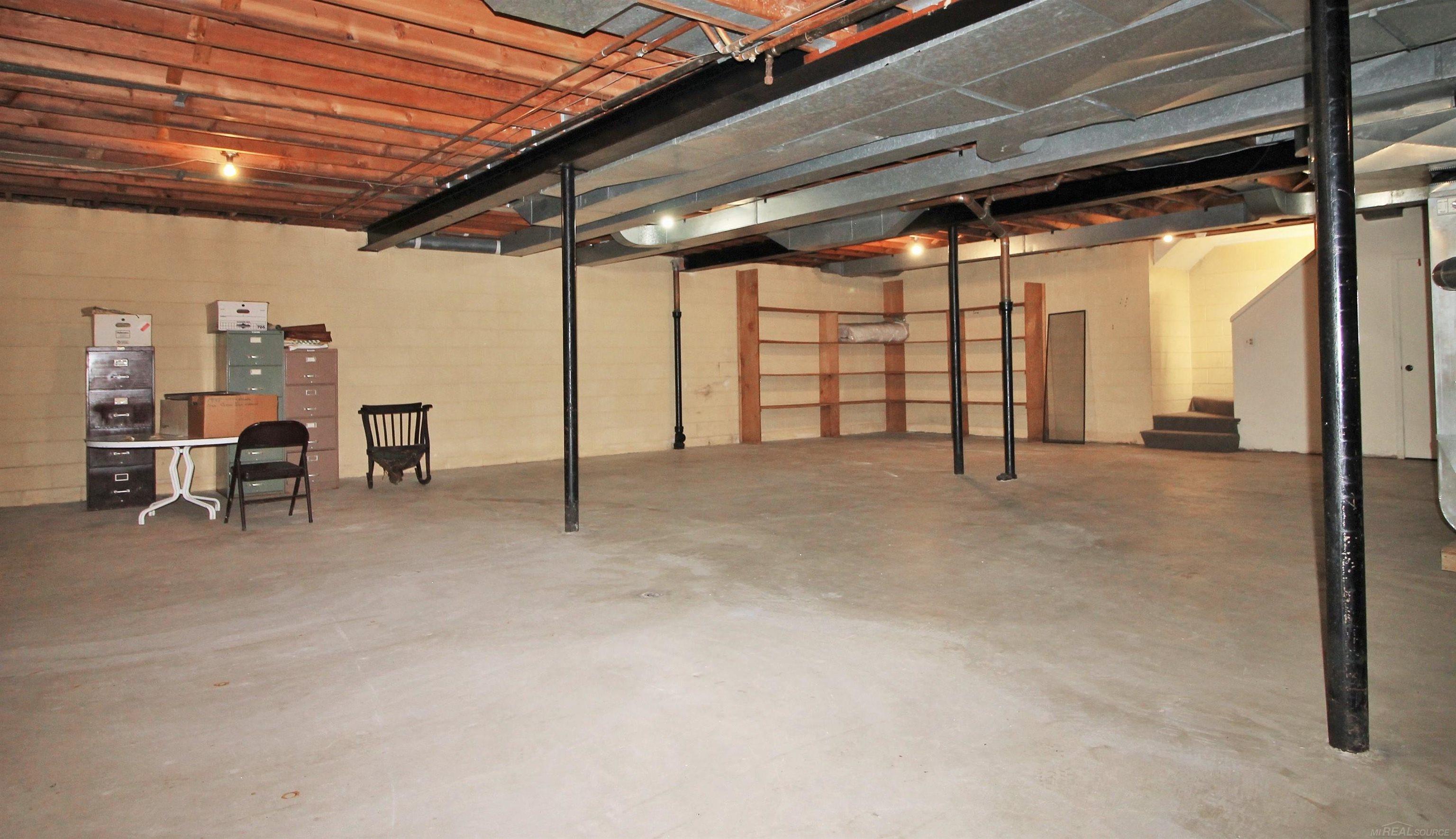 1341 Devonshire Road Grosse Pointe Park, MI 48230 - Photo 40 of 68