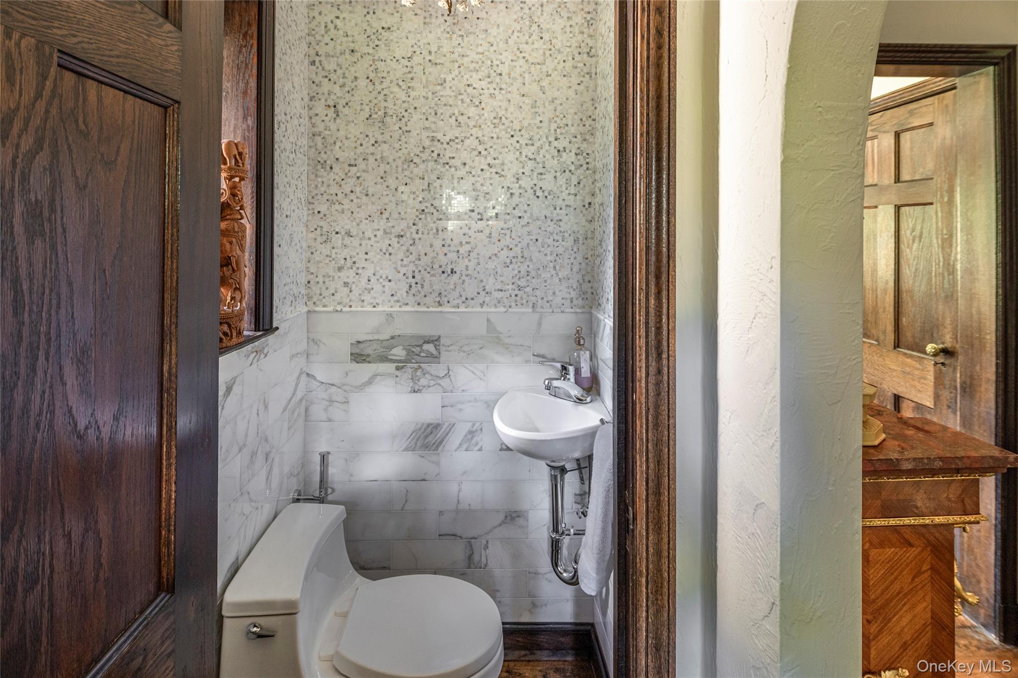 18 Hemlock Road Bronxville, NY 10708 - Photo 10 of 31