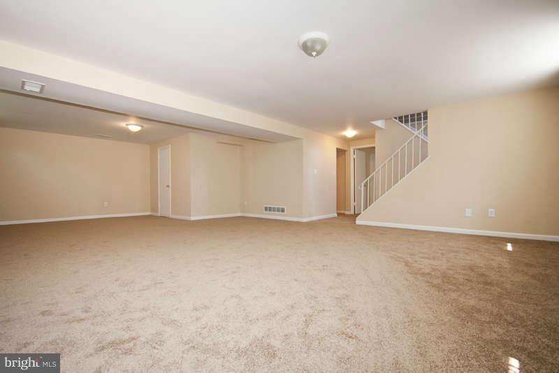 3922 Roxanne Road Randallstown, MD 21133 - Photo 23 of 30 Family Room