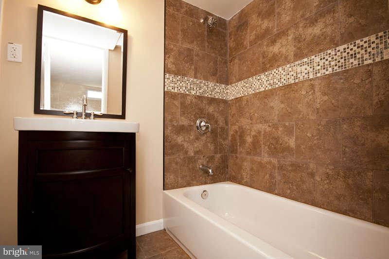 3922 Roxanne Road Randallstown, MD 21133 - Photo 25 of 30 Bath