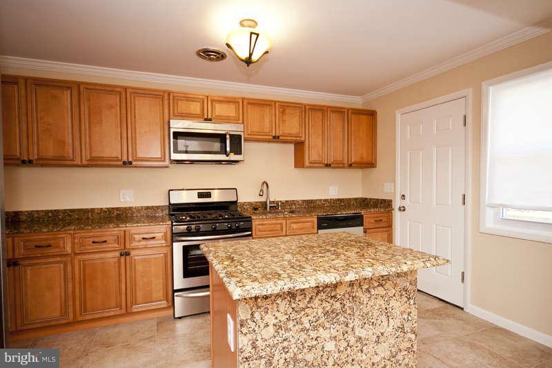 3922 Roxanne Road Randallstown, MD 21133 - Photo 4 of 30 Kitchen