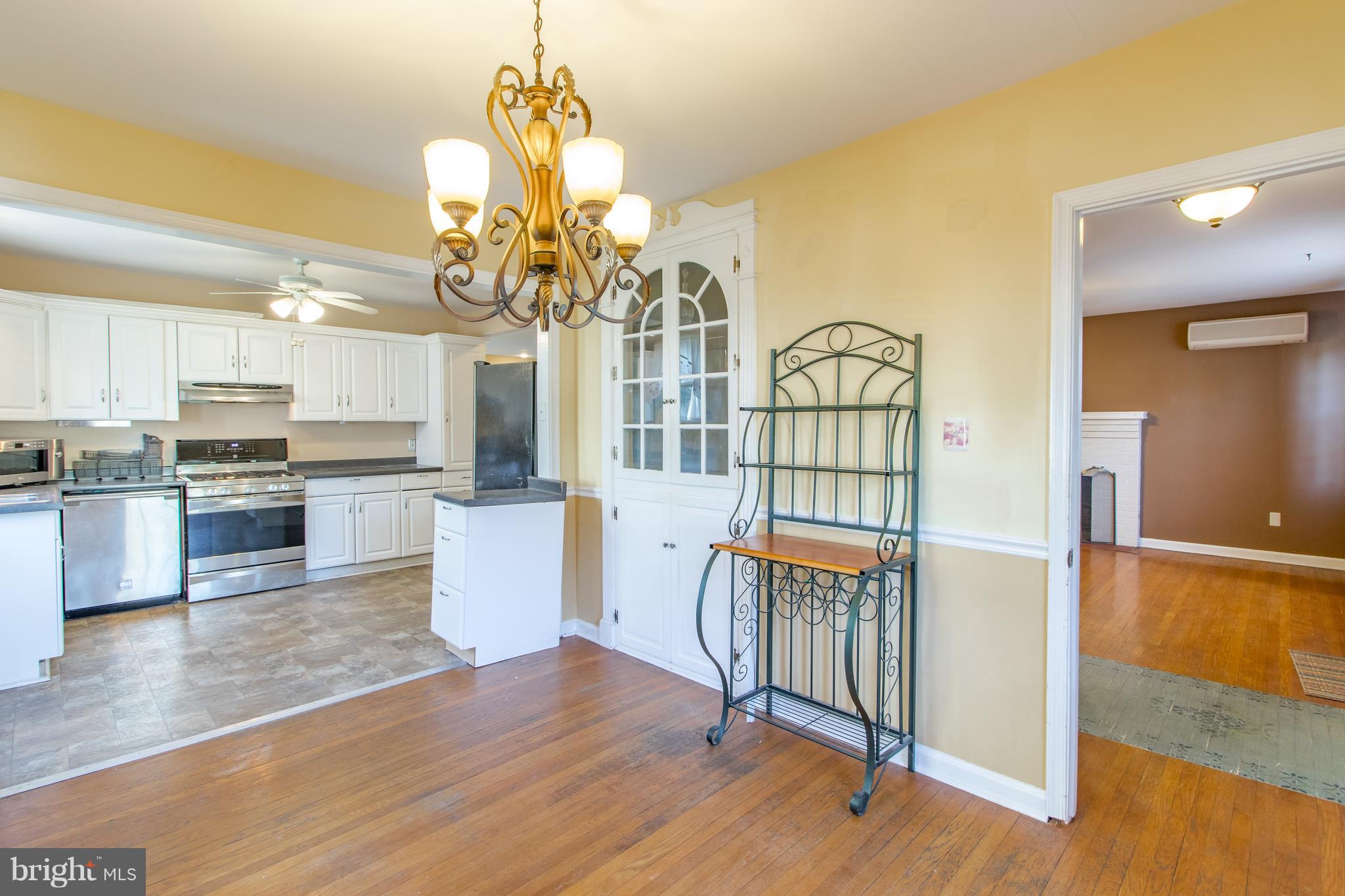 433 Prospect Road Springfield, PA 19064 - Photo 5 of 35