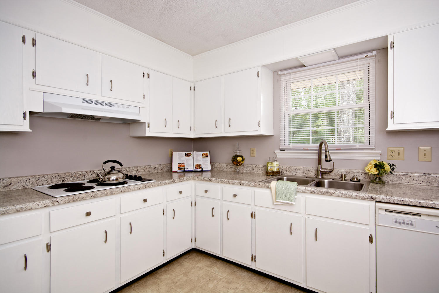 9422 Fuller Road Chattanooga, TN 37421 - Photo 8 of 21 9422 Fuller Rd 30