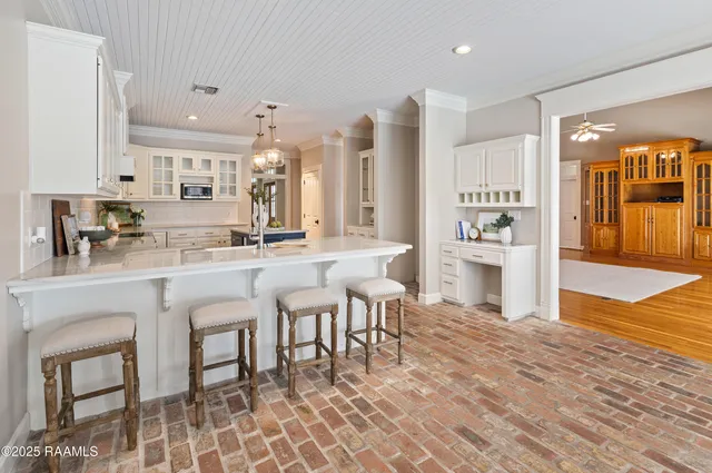 $499,000 | 9203 East Old Spanish Trail, Jeanerette, LA 70544