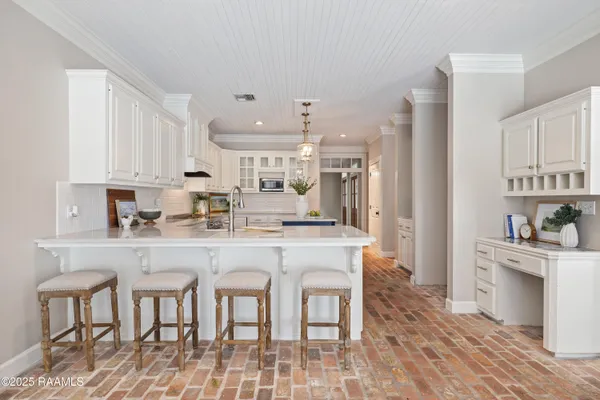 $499,000 | 9203 East Old Spanish Trail, Jeanerette, LA 70544