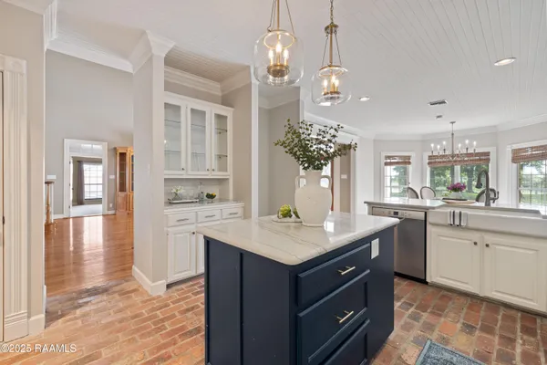 $499,000 | 9203 East Old Spanish Trail, Jeanerette, LA 70544