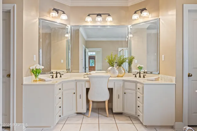 $499,000 | 9203 East Old Spanish Trail, Jeanerette, LA 70544