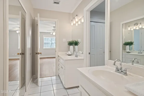 $499,000 | 9203 East Old Spanish Trail, Jeanerette, LA 70544