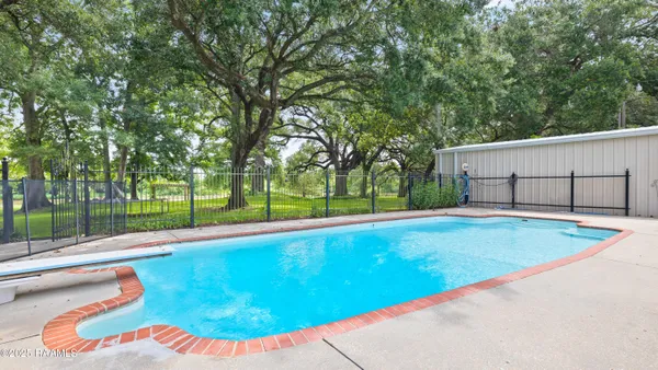 $499,000 | 9203 East Old Spanish Trail, Jeanerette, LA 70544