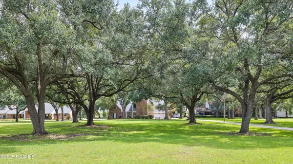 $499,000 | 9203 East Old Spanish Trail, Jeanerette, LA 70544