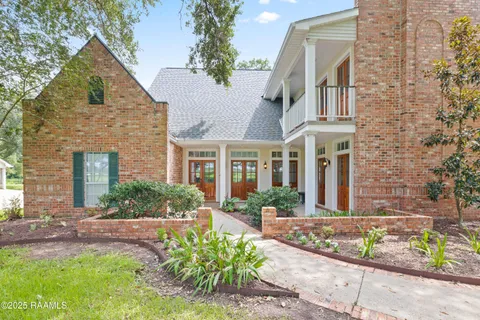 $499,000 | 9203 East Old Spanish Trail, Jeanerette, LA 70544