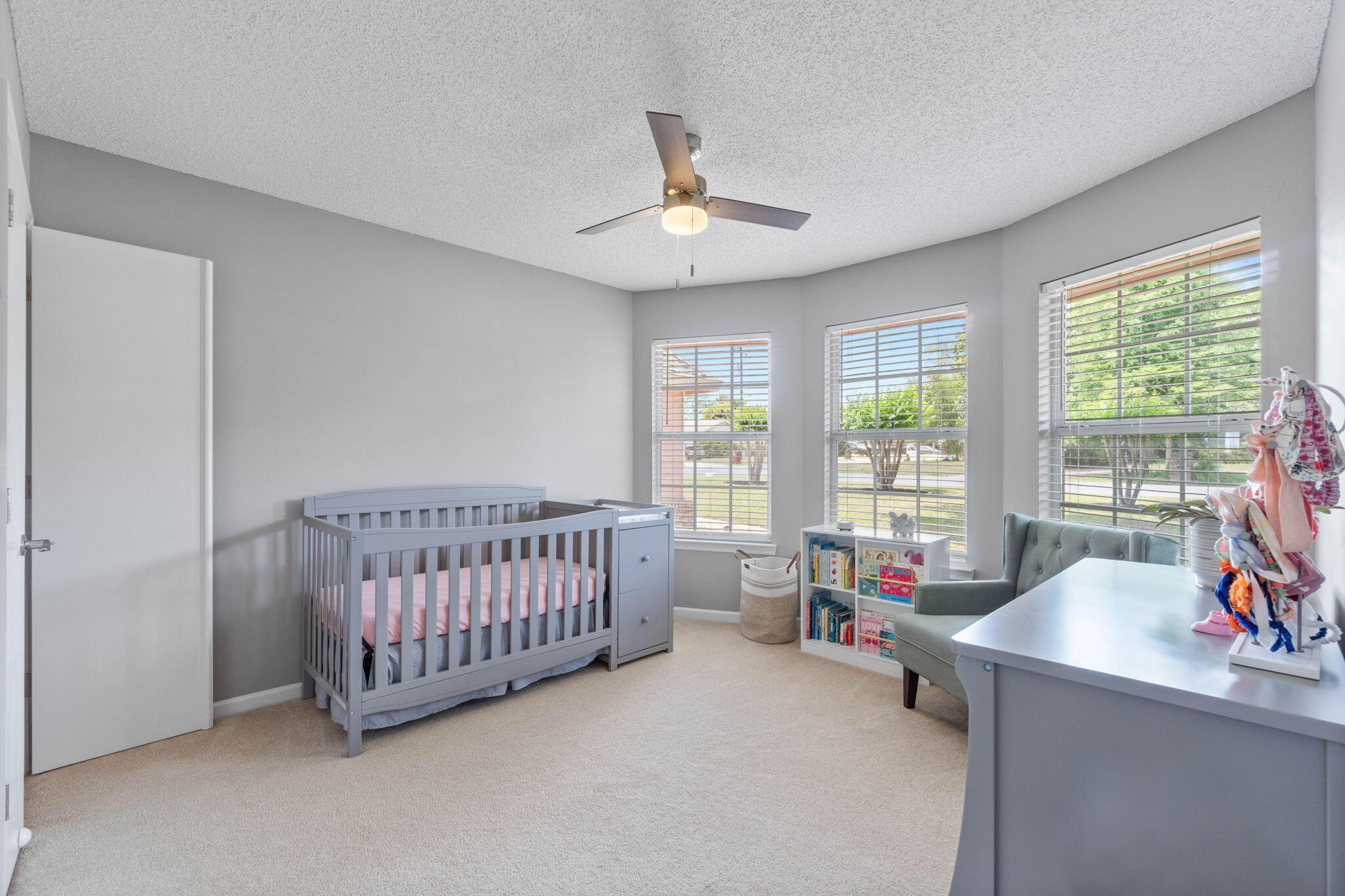 40 Abbey Road Crestview, FL 32539 - Photo 27 of 37 a room with a bed and a large window