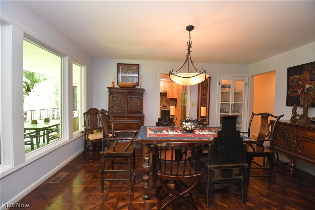 433 Riverview Road Gates Mills, OH 44040 - Photo 8 of 33 Gallery Image 8