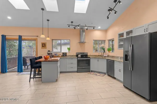 $1,099,000 | 795 East Ponderosa Parkway, Flagstaff, AZ 86001