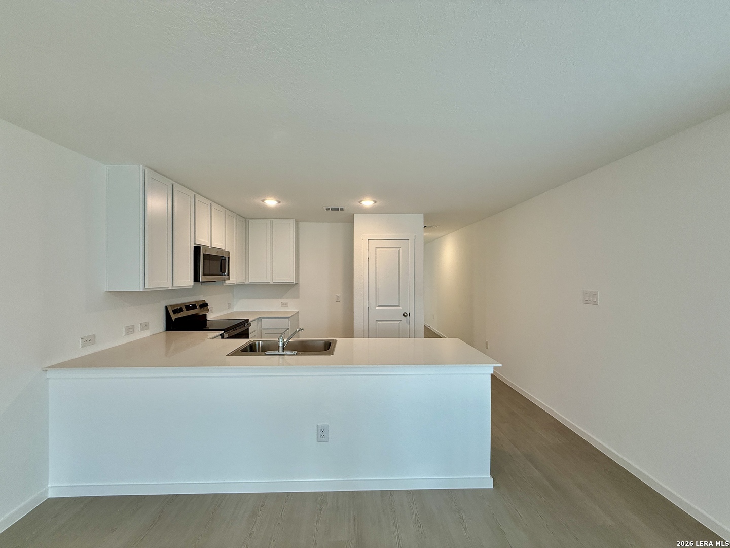 413 Moscato Road New Braunfels, TX 78130 - Photo 5 of 28