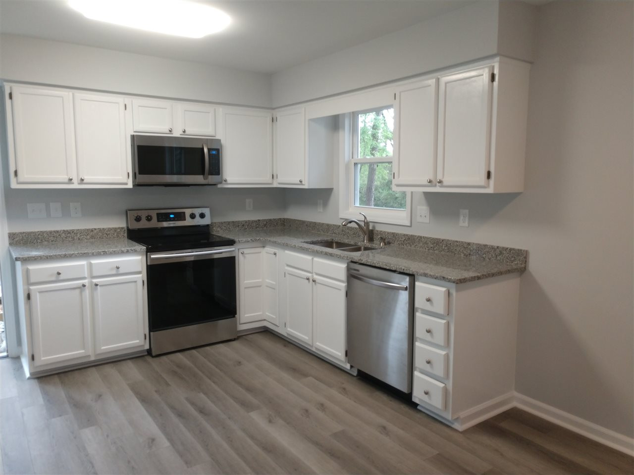 908 Chalk Level Road Durham, NC 27704 - Photo 2 of 13 Kitchen
